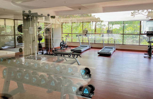 Minimalist and Cozy Studio LRT City Jatibening Apartment - Photo 1