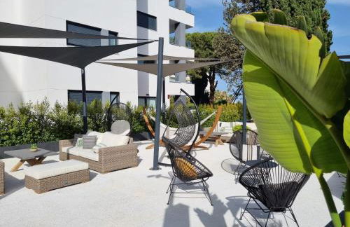 New build modern ap 4 min walk to the beach and Marbella old town - Foto 32