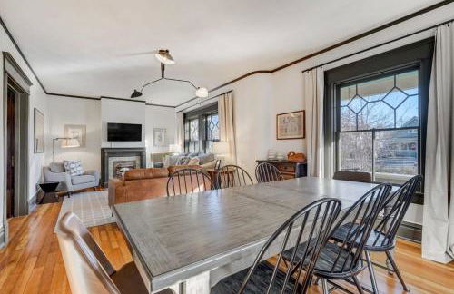 Noble Manor Near Top Spots Hot Tub BBQ - Foto 6