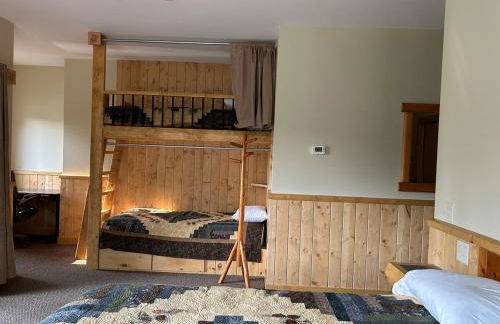 The Lodge at Pine Cone Lodge for Large gatherings! - Foto 74