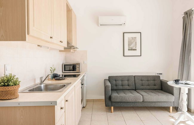 Caretta Beach Villa - Photo 8