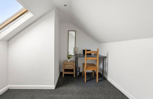 Cosy Oxford Holiday House - 20 min drive to Centre - Foto 21