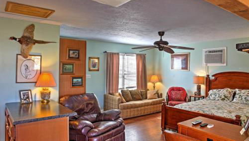 Paradise Cove Cabin with Boathouse and Dock - Foto 5