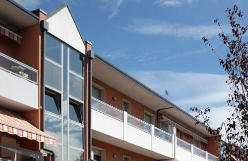 Mira Venice Apartment - Photo 18