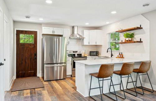 Waterfront Maple Lake Cabins with Private Beach! - Foto 15