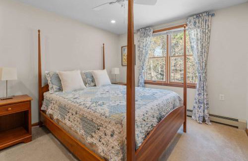 Lovely House 5 Min to Beach with Deck Grill and Garage - Foto 11