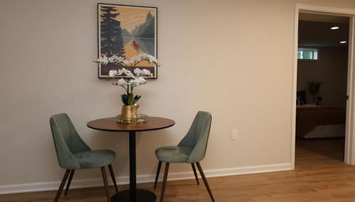 Ultra Luxe 2B Basement Apartment - Foto 4