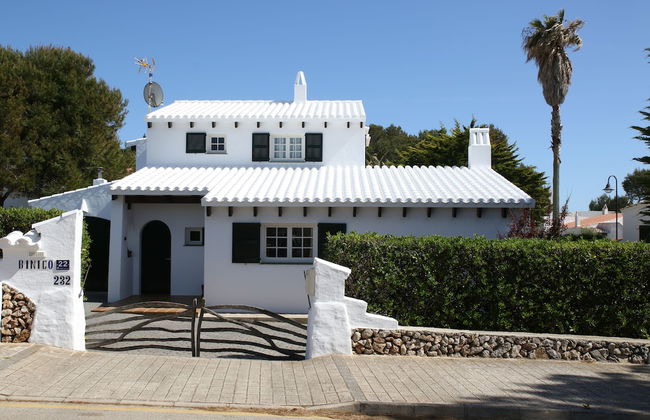 G Rentals Villa Binigo - Photo 1