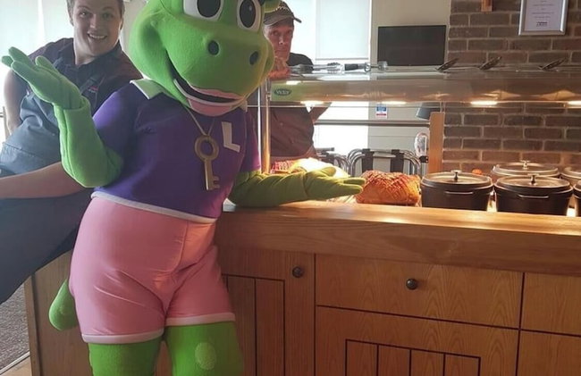 Caravan - Sleeps 6 - Parking, Pool, Facilities - Foto 14