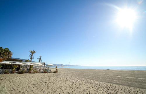 MARBELLA BANUS SUITES - Banús - Playa Rocio - Beach Access Complex -3BD-3BA - Direct Access to the Sea - Outdoor Terrace - 3 min Walk to Puerto Banús Marina - Walk to Beach & El Corte Ing Luxury Shopping - Ideal for Families - Foto 21
