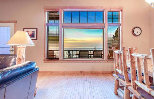 Incredible Views w Garage on Lake and bike trail - Foto 6