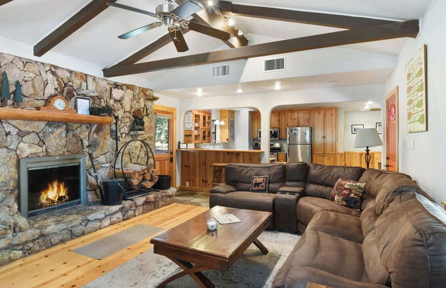 Elm Street Getaway Sleeps 8! - Foto 14