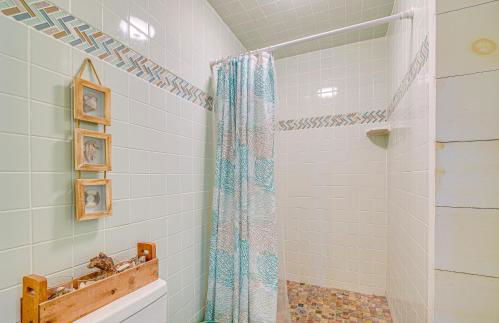 Waterfront Hernando Beach Home with Dock and Hot Tub! - Foto 13