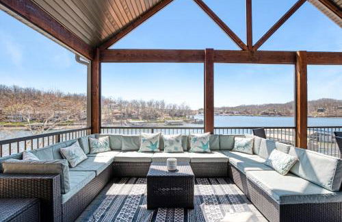 Luxury Home on Cove with Boat Slips, Waterslides, and Jump Deck - Foto 6