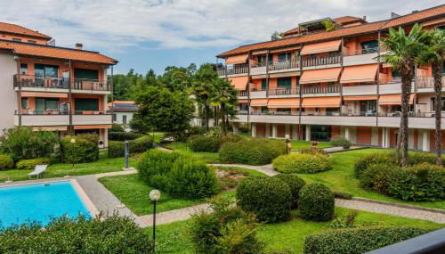 Monolago pool & view - Photo 5, sunbed, Garden view