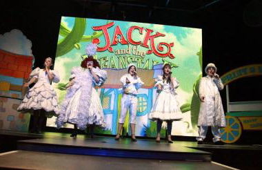 Muscovy Lodge with Hot Tub at Tattershall Lakes Country Park - Foto 63