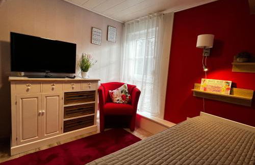 Ferienwohnung und Ferienhaus am Rennsteig bei Eisenach - Angela Jaentsch - Foto 37