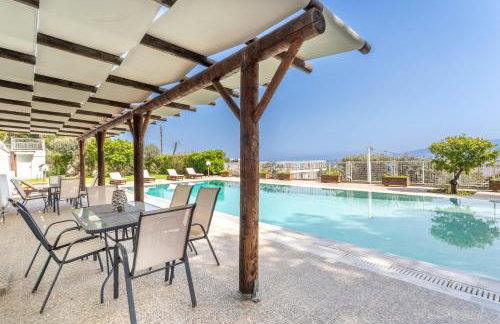 The House of Gratitude - Poolside Retreat - Foto 6