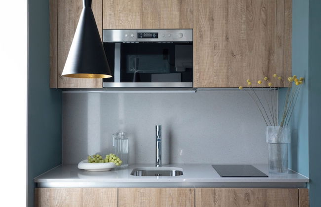 Bob W Tower Hill Studios - Photo 15