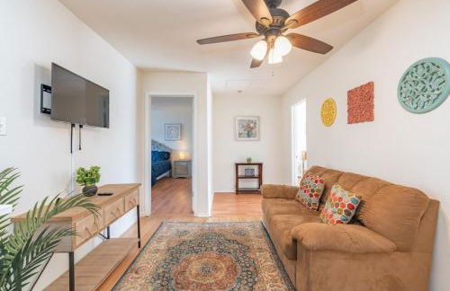 Luxury 5BR House with Pool by SeaWorld & Lackland - Foto 22