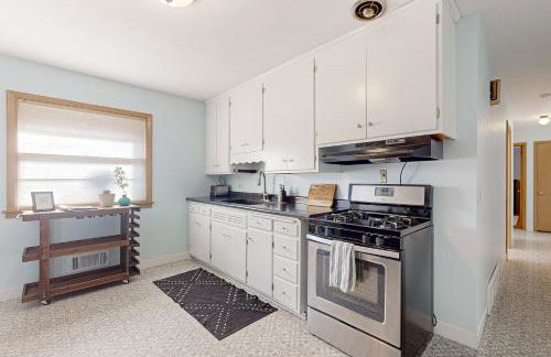 Close to Lake Harriet! Walkable Gem Near Shopping - Foto 14