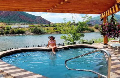 Mountain & Golf View Condo - Complimentary Spa Kit & Local Perks - Foto 35