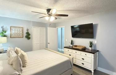 SeaBliss, oceanfront 1st floor cozy condo - Foto 9