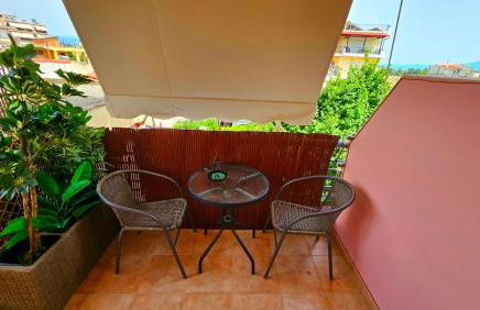 The Red Studio - Castle view - Photo 8