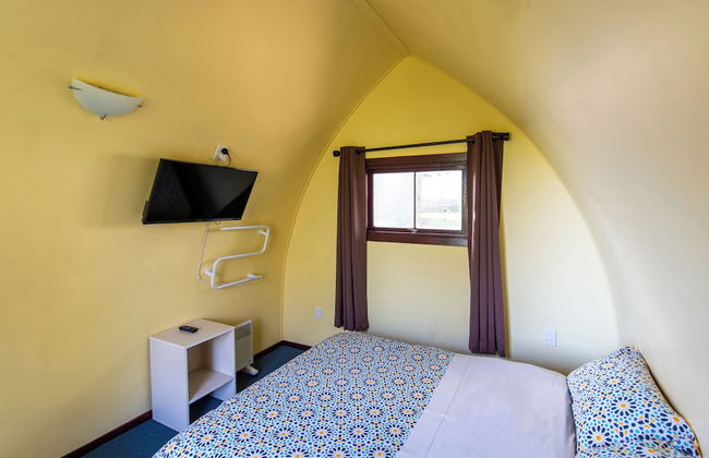 Morning Calm Lodge Limited - Photo 6