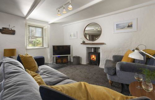 Piskey Cottage, Mousehole - Close to Harbourside - Free WiFi - Free Parking - Photo 4