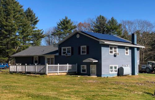 Family River Valley Retreat with Fireplace - Foto 35