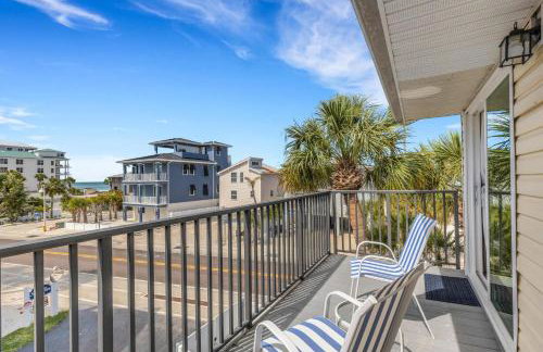 Oceanview - Heated Pool - Game Room - Steps to Beach - Sleeps 8 - Foto 45