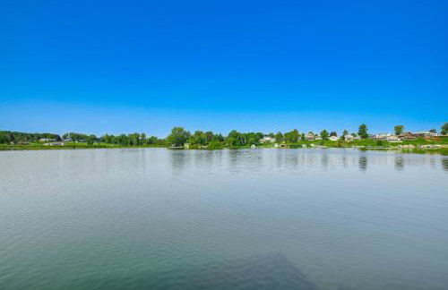 Private Island Home in Belding with Dock and Grill! - Foto 33