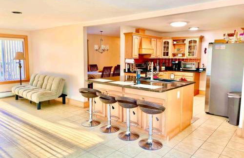 Scenic Views & River Access, Cozy River Home - Foto 18