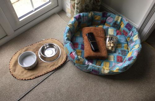 Coach House Wroxham Holiday Cottage - Photo 10