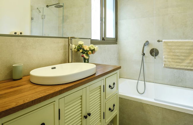 Coastline Family Triplex by Sea N' Rent - Photo 47