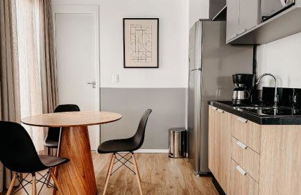 BE Deodoro, prédio novo! completo, com piscina e academia, perto do mercado público - Foto 40