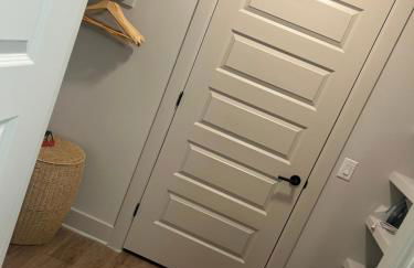 Welcome-Holmes - Photo 11