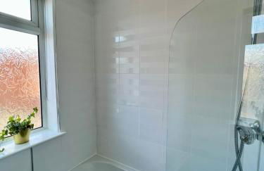 2025 Award Winner Liverpool Ivy House - 4 Bedrooms - Foto 54