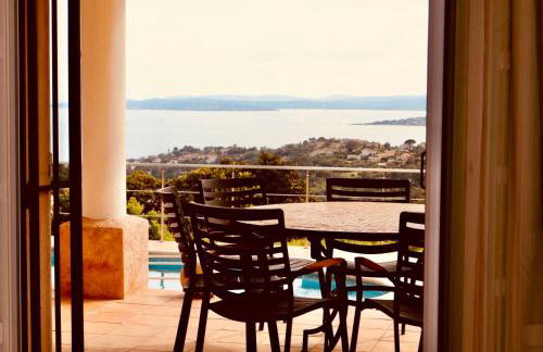 Villa Luxe avec Vue sur Saint-Tropez, Roquebrune - Foto 1