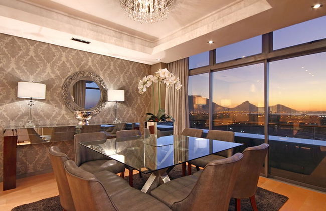 The Residences at Crystal Towers - Foto 41