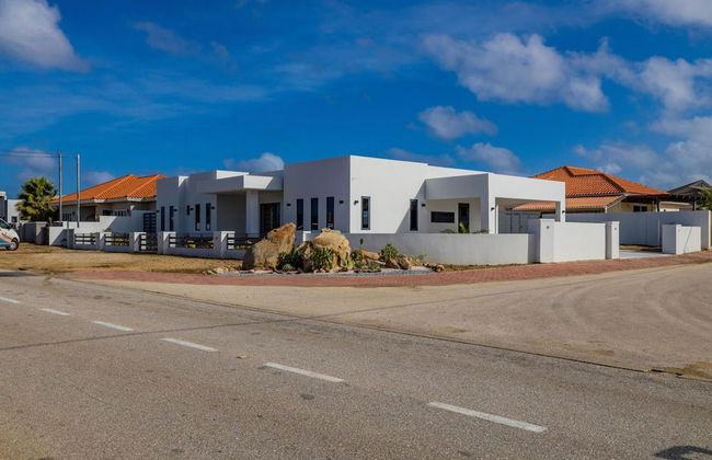 Brand New Modern Villa w 3BR 2 5BA Privatepool - Foto 18