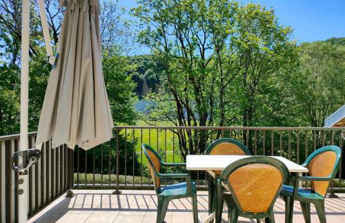 Gîte 1805 Montagnes du Jura avec Spa et Sauna classé 3 étoiles - Foto 8