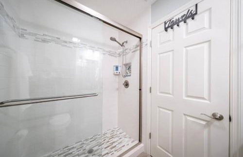 Beach house w/Putting Green/Game Rm/Rooftop Deck - Foto 33