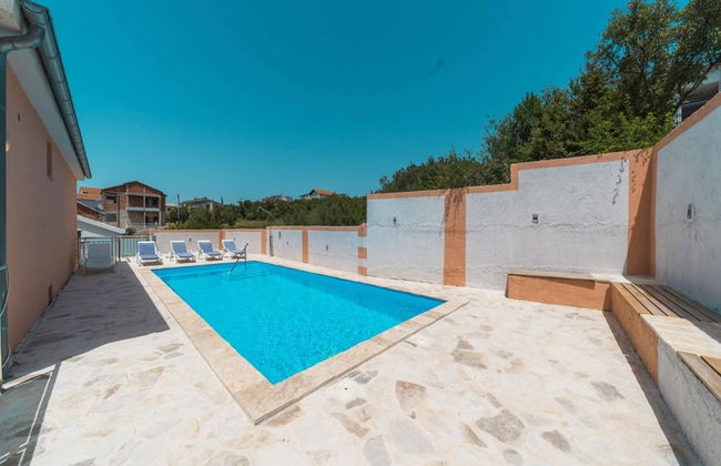 Capacious Holiday Home in Maslenica - Foto 17