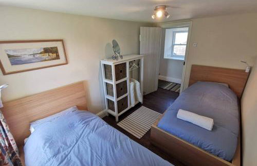 Cosy, Coastal Retreat with a Large Garden - Photo 19