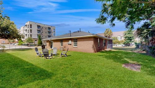 Downtown Duplex with Fire Pit 1 Mi to Waterfront - Foto 3