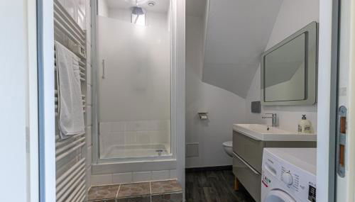 Le petit Oberlin, entre Chambord et Zoo Beauval - Photo 3, Shower