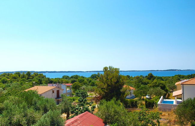 Apartment 1418 - Photo 41