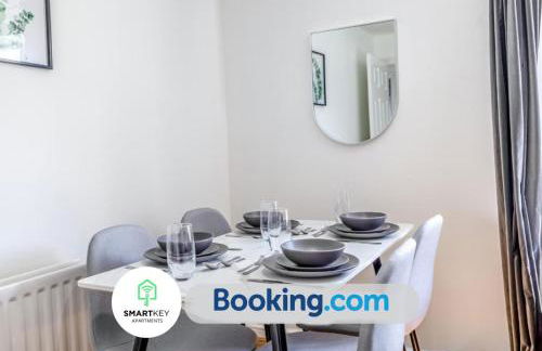 2Bedroom Apt in Egham with Free Parking - Foto 2